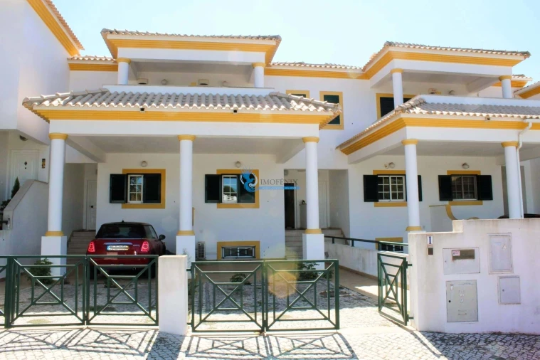 Moradia T4 para Venda em Albufeira e Olhos de Água Foto 6