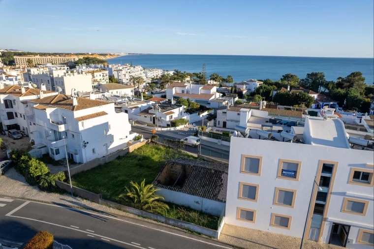 Terreno para Venda em Albufeira e Olhos de Água Foto 12