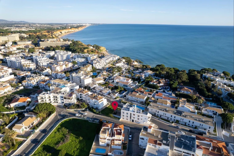 Terreno para Venda em Albufeira e Olhos de Água Foto 9