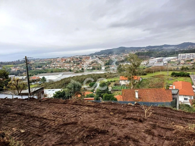 Moradia T1 para Venda em Vila das Aves Foto 4