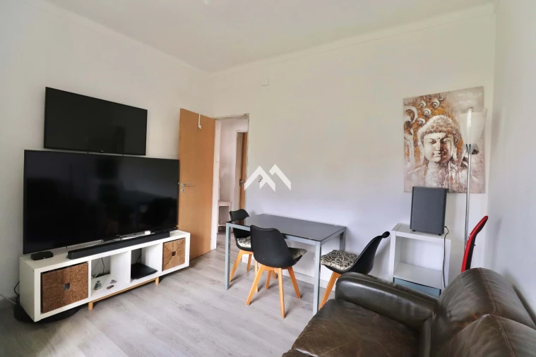 Moradia T2 para Venda em Agualva e Mira-Sintra Foto 14