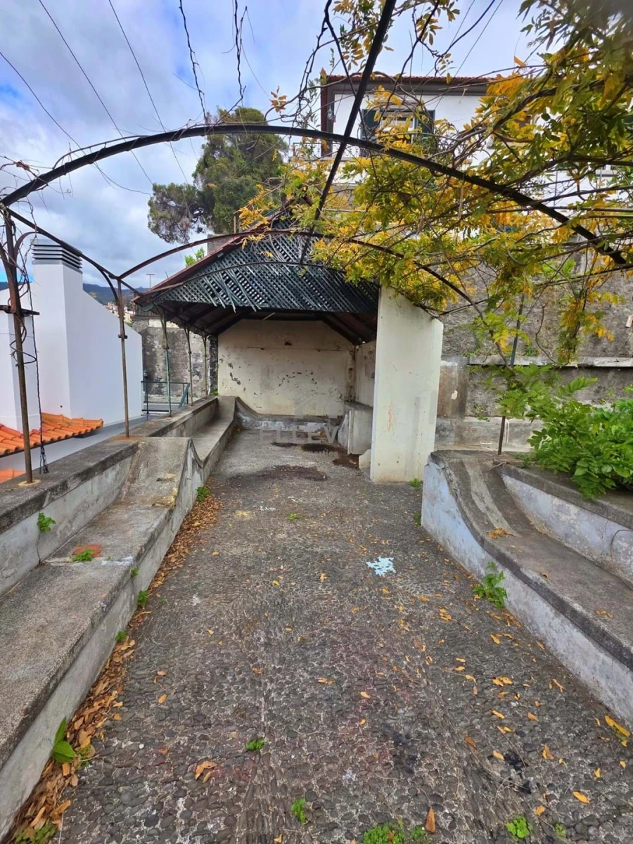 Prédio para Venda em Funchal (Santa Luzia) Foto 6