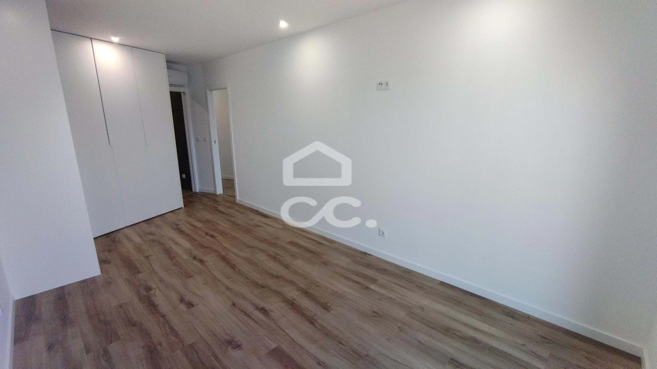 Apartamento T2 para Venda em Pataias e Martingança Foto 20
