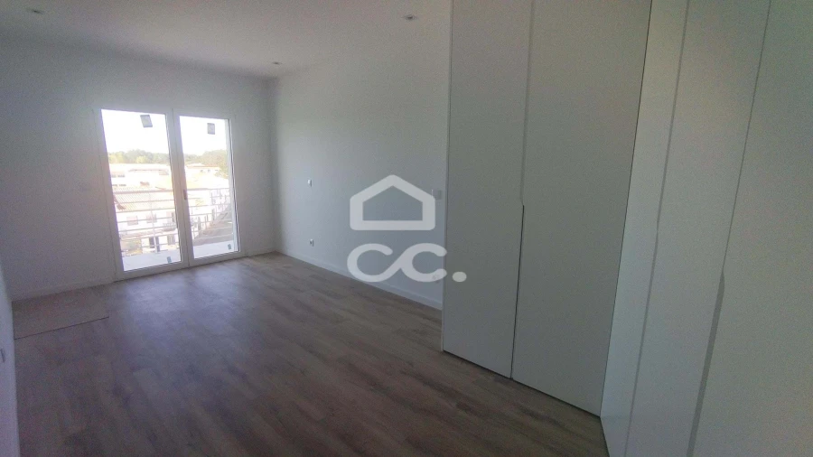 Apartamento T2 para Venda em Pataias e Martingança Foto 11