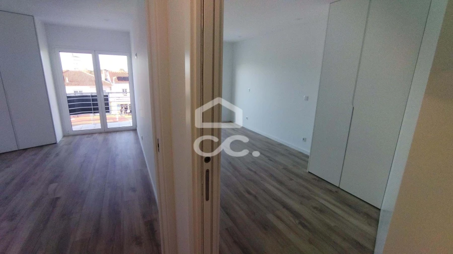 Apartamento T2 para Venda em Pataias e Martingança Foto 15