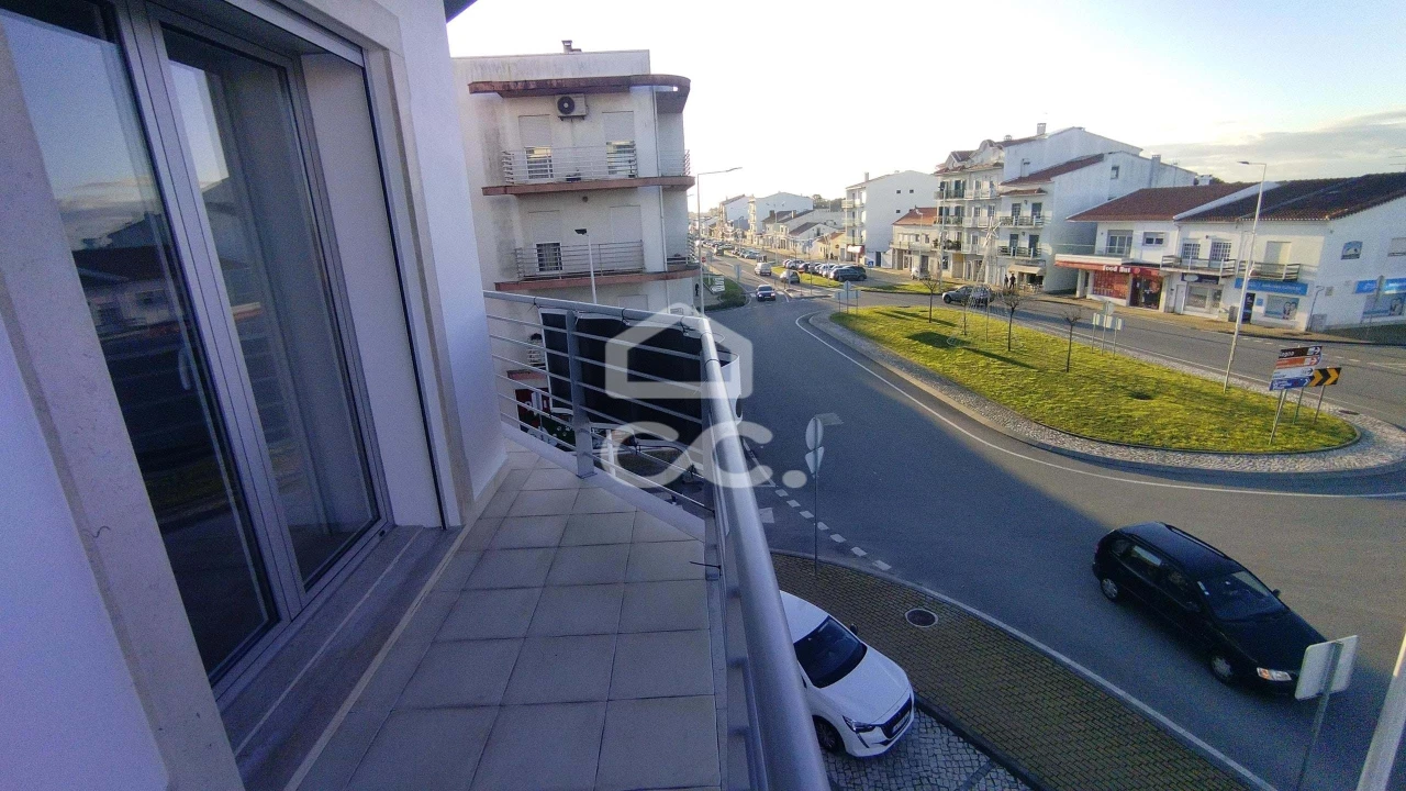 Apartamento T2 para Venda em Pataias e Martingança Foto 18