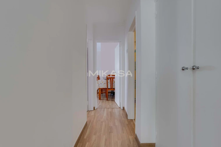 Moradia T1 para Venda em Odiaxere Foto 6