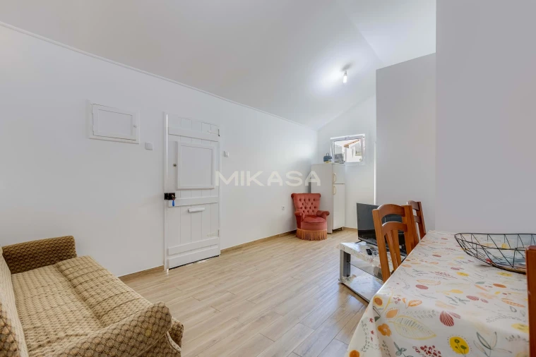 Moradia T1 para Venda em Odiaxere Foto 11