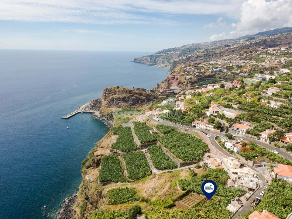 Terreno para Venda em Ribeira Brava Foto 15