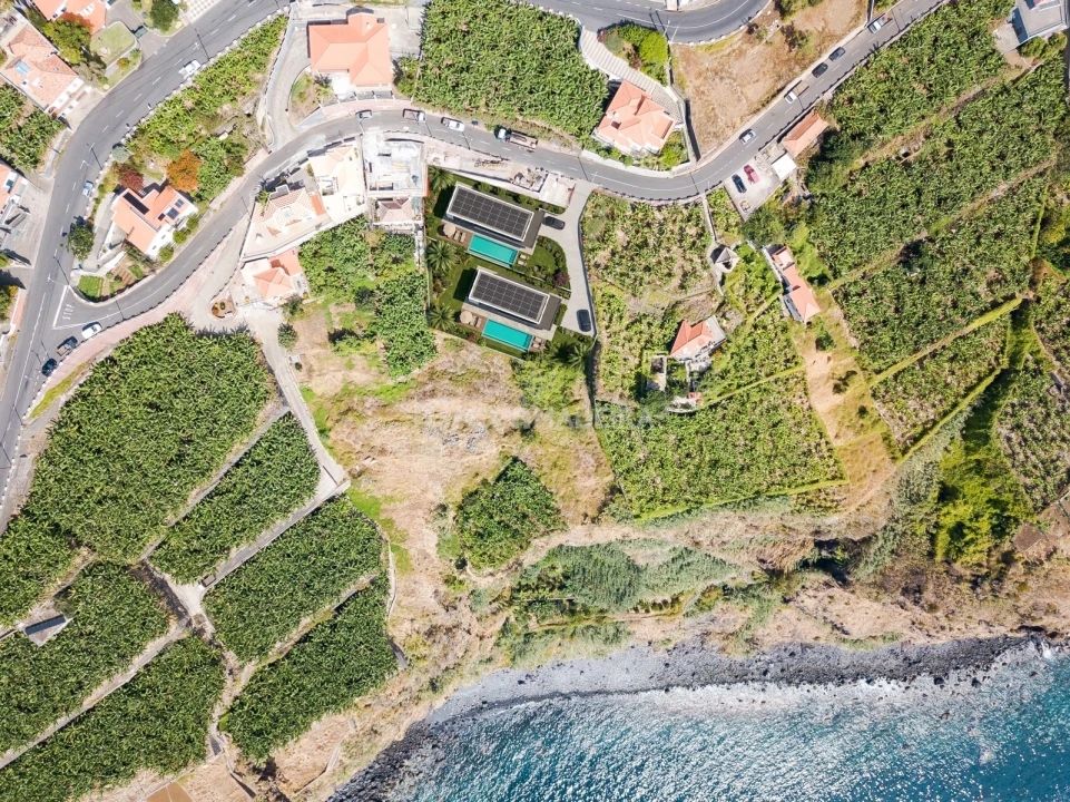 Terreno para Venda em Ribeira Brava Foto 3