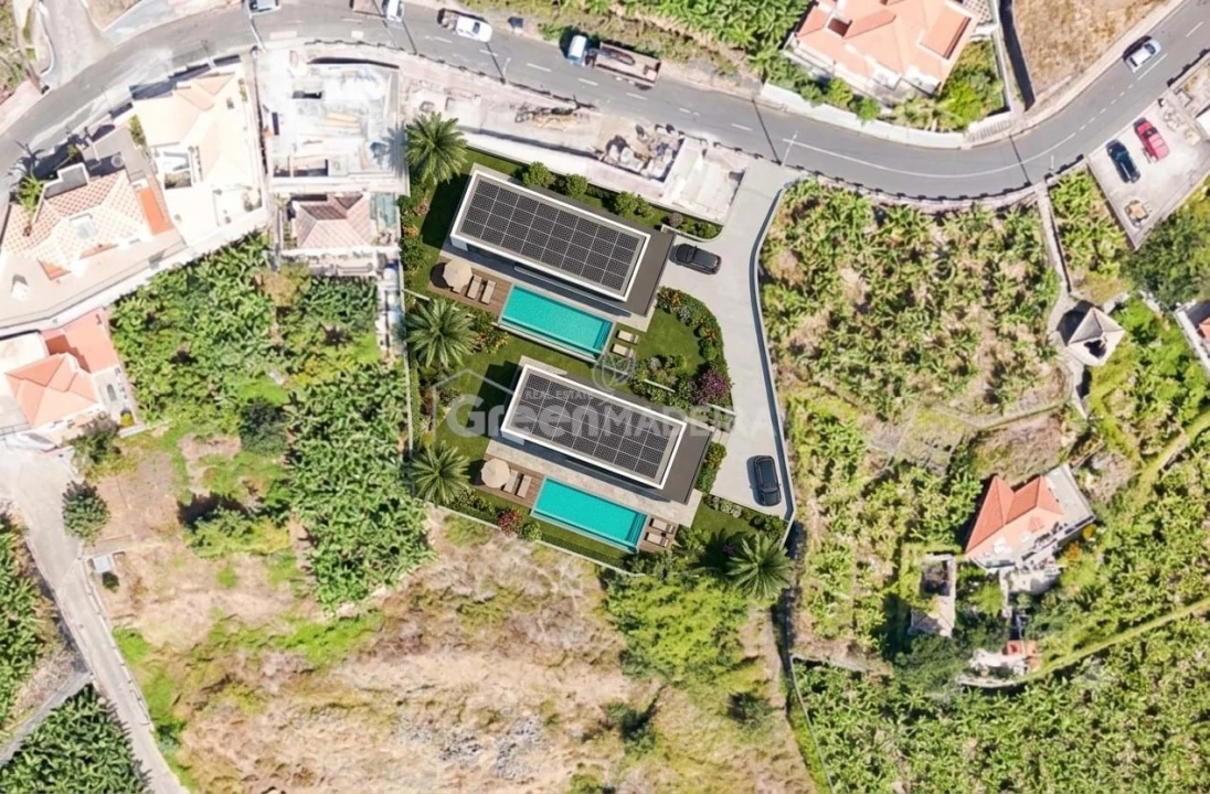 Terreno para Venda em Ribeira Brava Foto 1