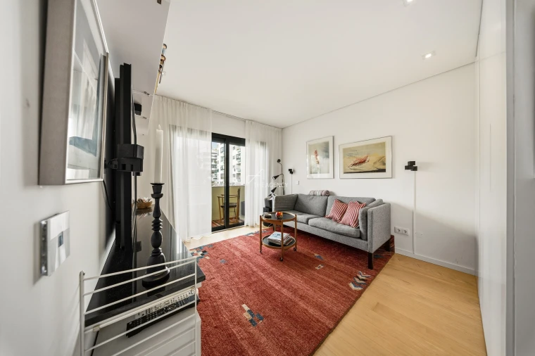 Apartamento T4 para Venda em Cascais e Estoril Foto 14