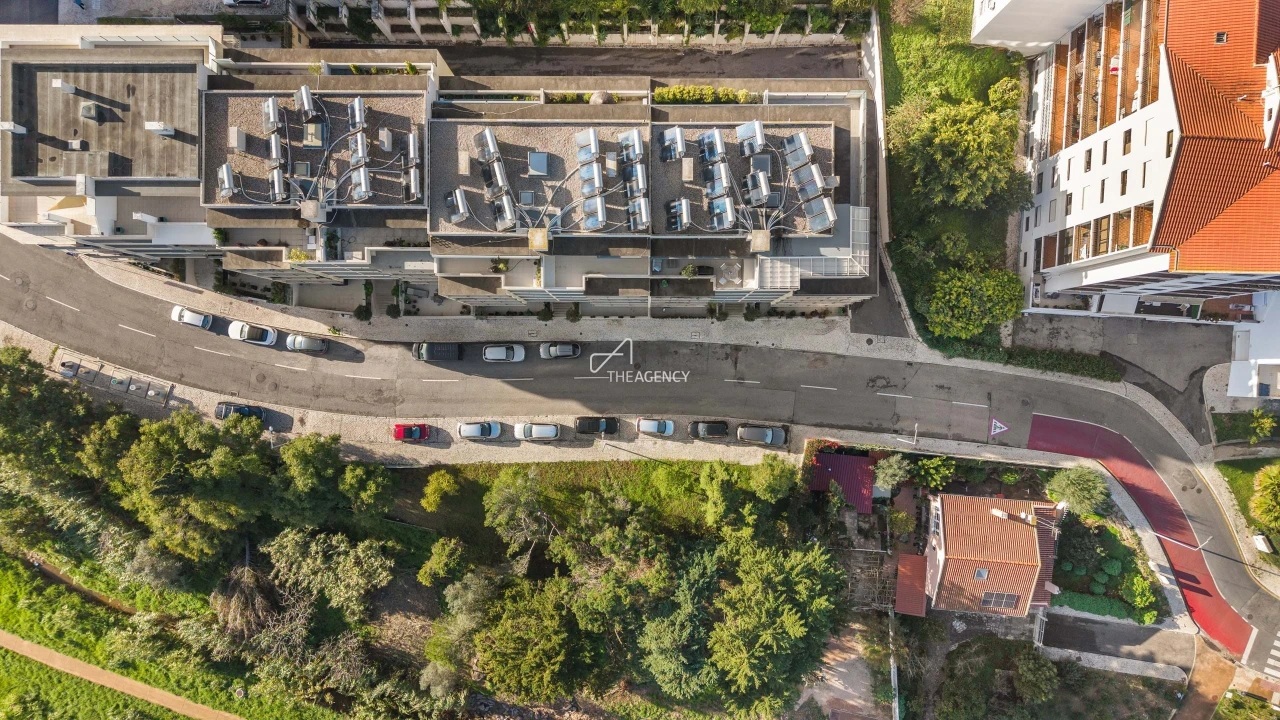 Apartamento T4 para Venda em Cascais e Estoril Foto 27