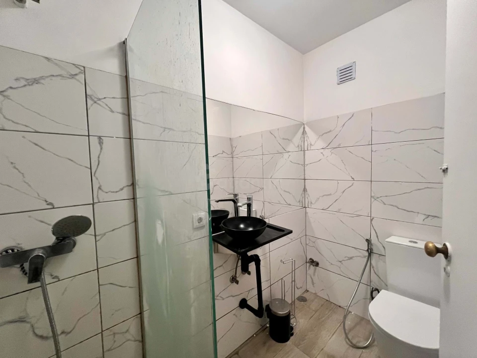 Apartamento T5 para Venda em Santo António dos Cavaleiros e Frielas Foto 34