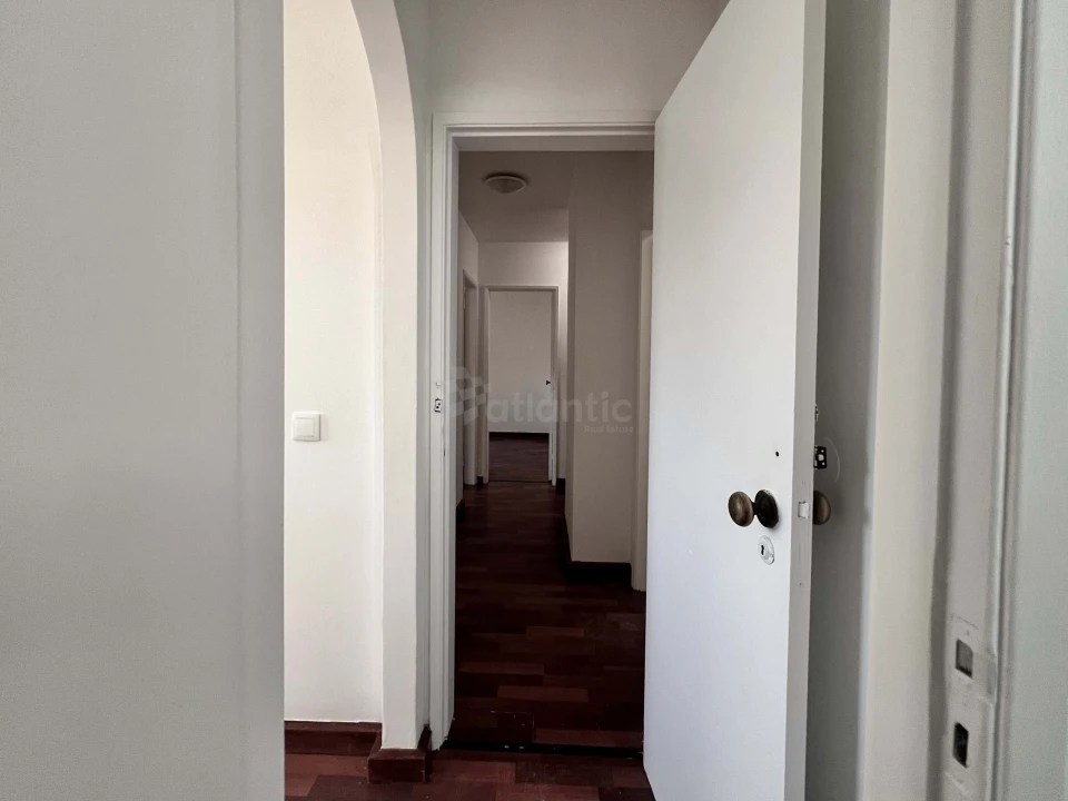 Apartamento T5 para Venda em Santo António dos Cavaleiros e Frielas Foto 30