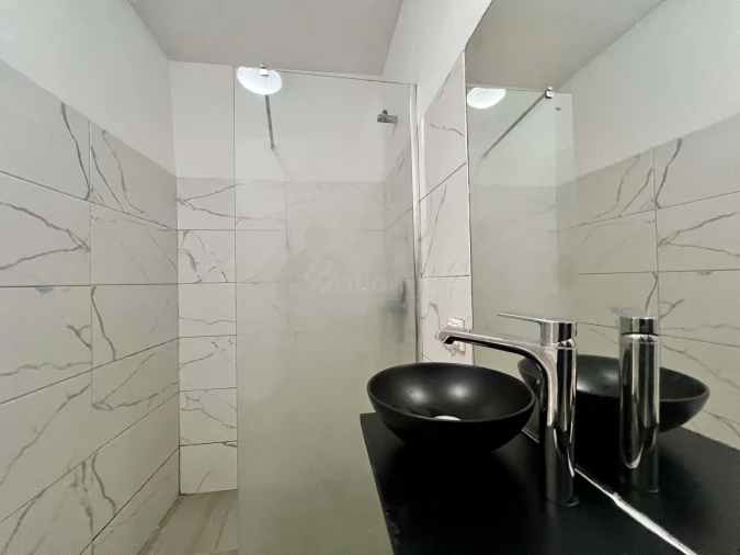 Apartamento T5 para Venda em Santo António dos Cavaleiros e Frielas Foto 38