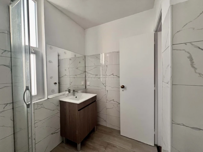 Apartamento T5 para Venda em Santo António dos Cavaleiros e Frielas Foto 29