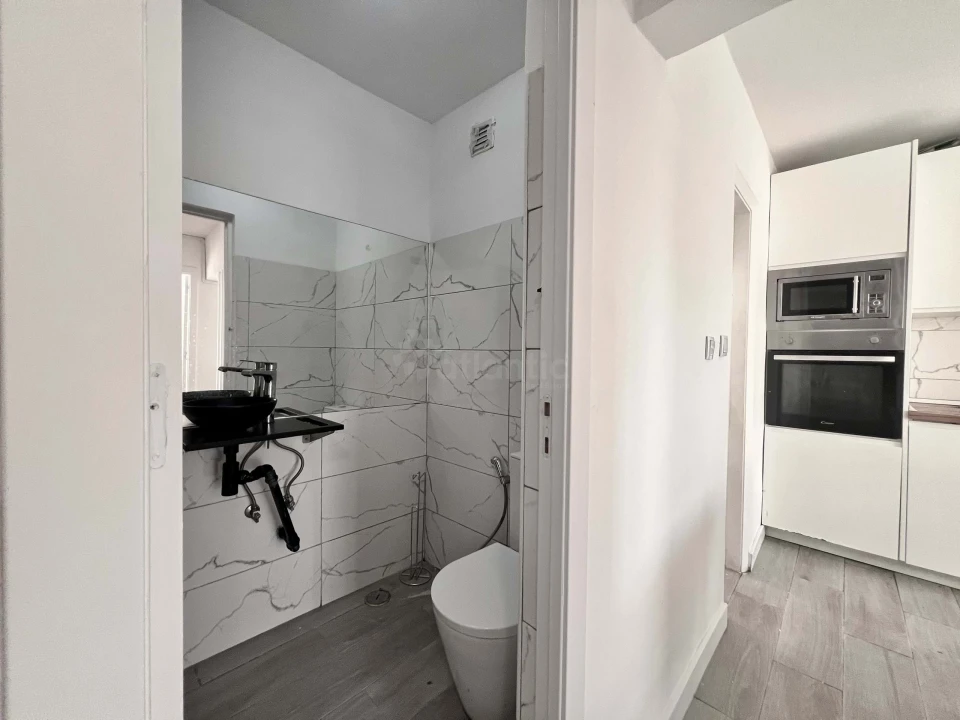 Apartamento T5 para Venda em Santo António dos Cavaleiros e Frielas Foto 36