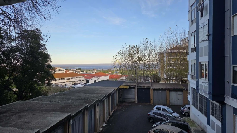 Apartamento T3 para Venda em Santa Iria de Azoia, São João da Talha e Bobadela Foto 17