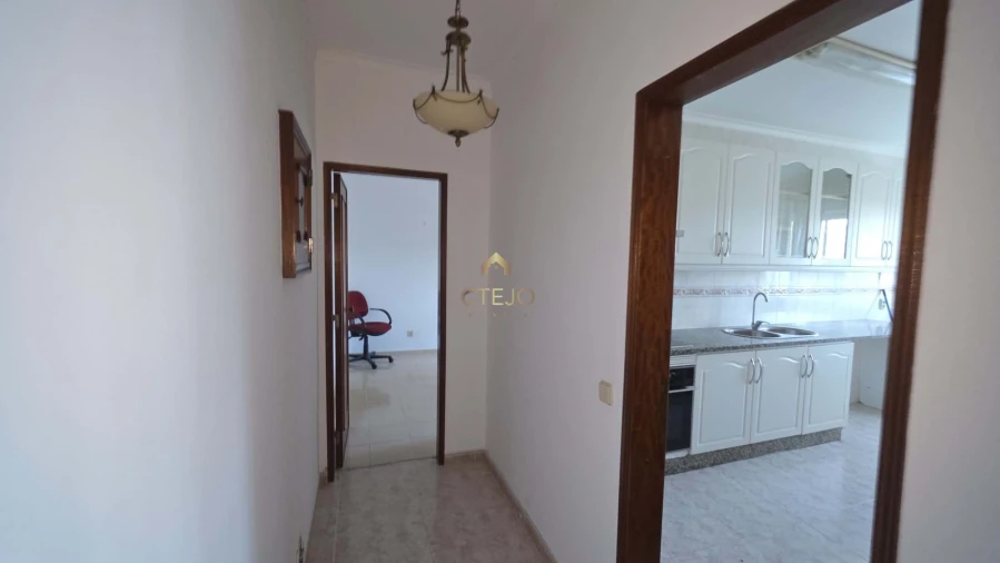 Apartamento T3 para Venda em Santa Iria de Azoia, São João da Talha e Bobadela Foto 6