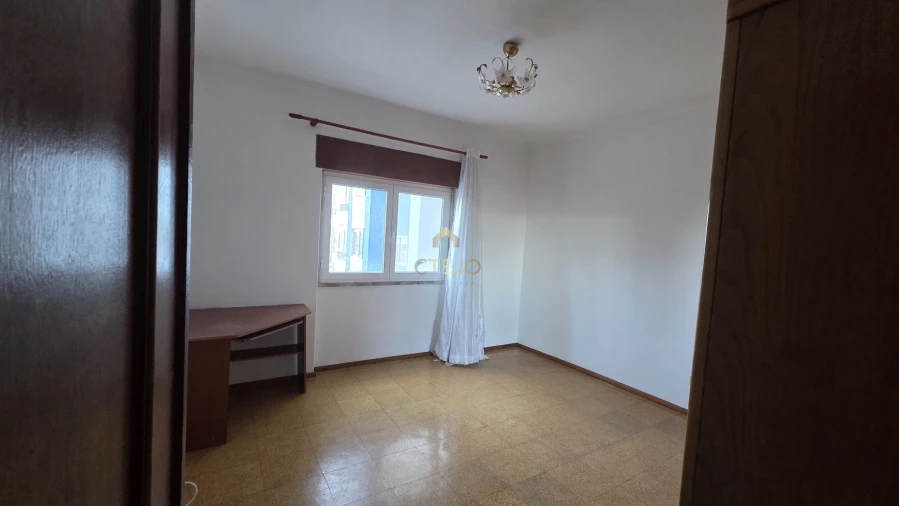 Apartamento T3 para Venda em Santa Iria de Azoia, São João da Talha e Bobadela Foto 16