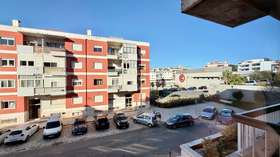 Apartamento T1 para Venda em Carcavelos e Parede Foto 28