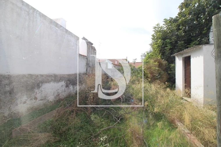 Moradia T3 para Venda em Vaiamonte Foto 12