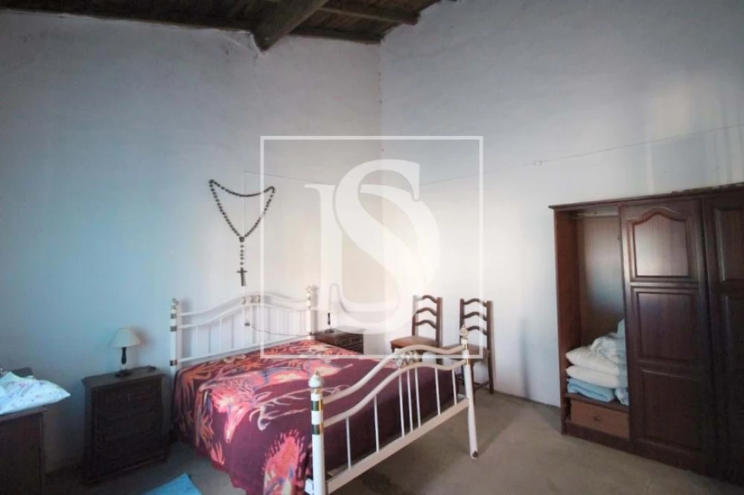 Moradia T3 para Venda em Vaiamonte Foto 4