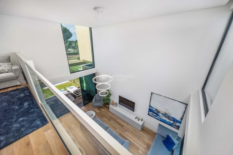 Moradia T2 para Venda em Quarteira Foto 13