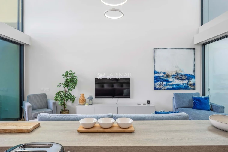 Moradia T2 para Venda em Quarteira Foto 16