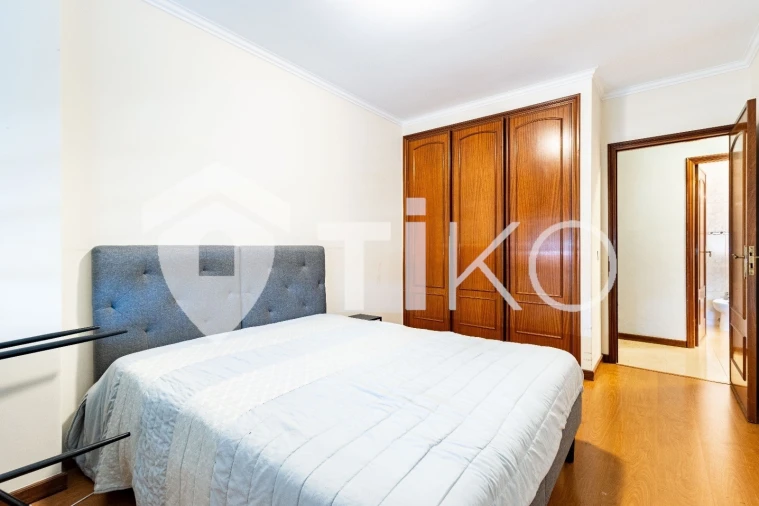 Apartamento T3 para Venda em Grijo Foto 12