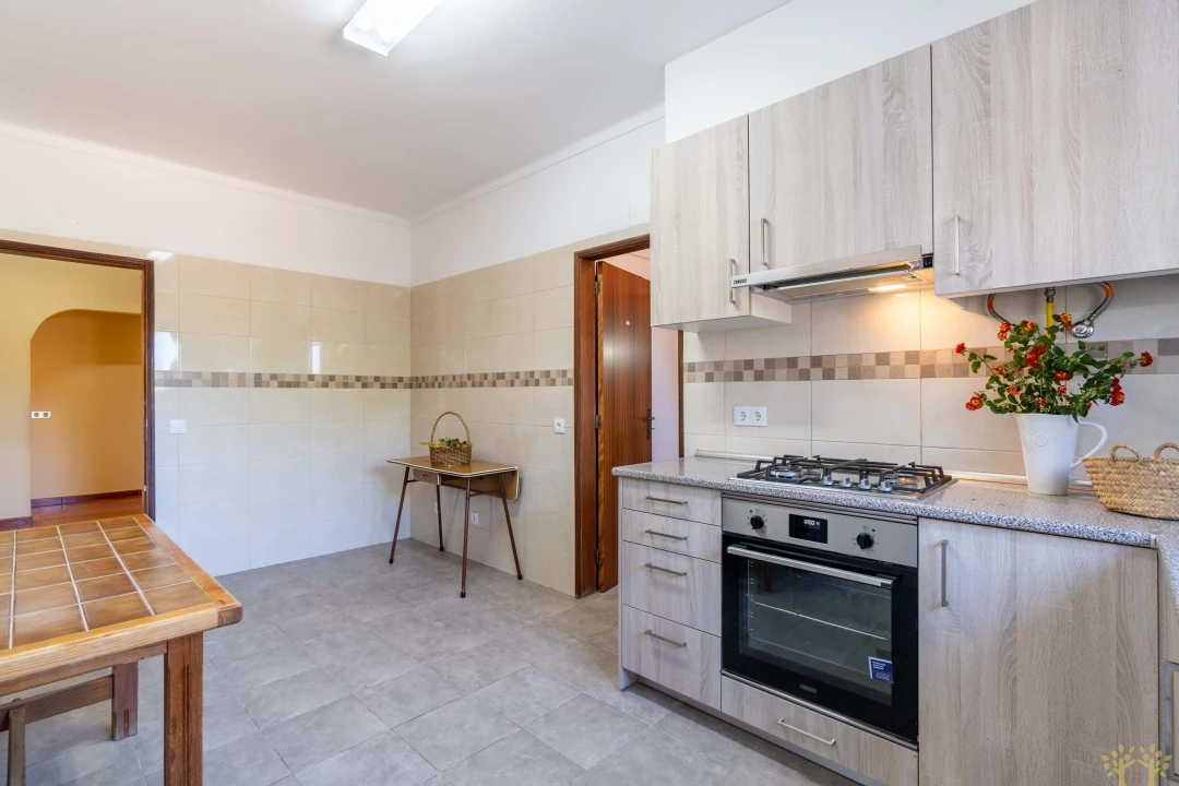 Moradia T5 para Venda em Porches Foto 19