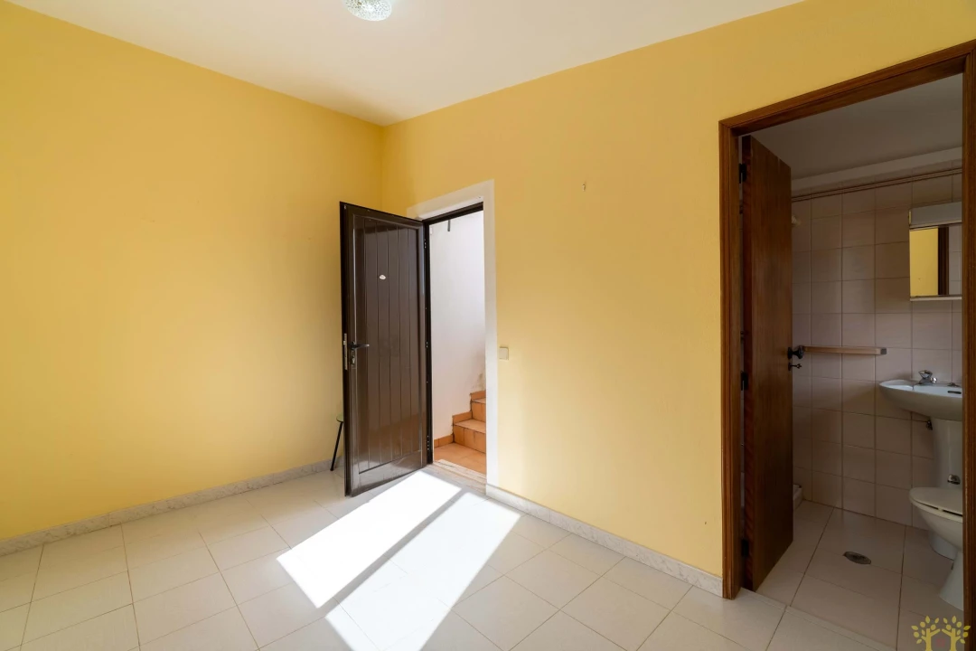 Moradia T5 para Venda em Porches Foto 39