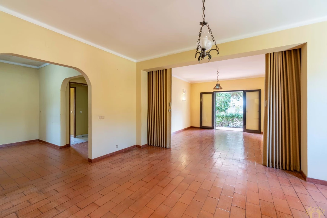 Moradia T5 para Venda em Porches Foto 15