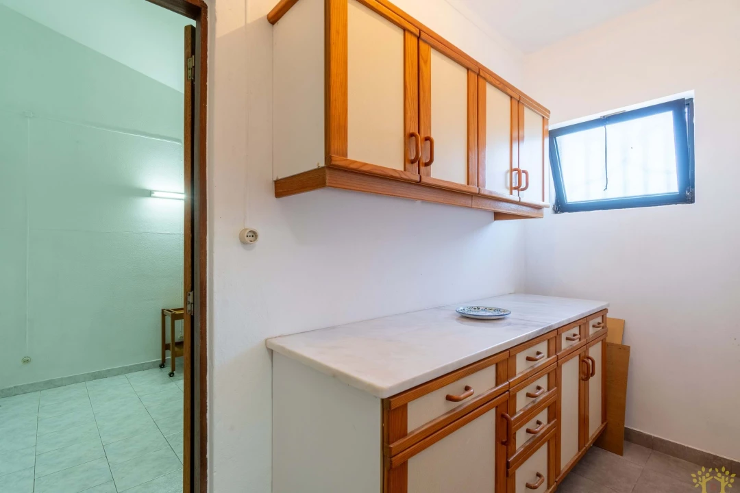 Moradia T5 para Venda em Porches Foto 21