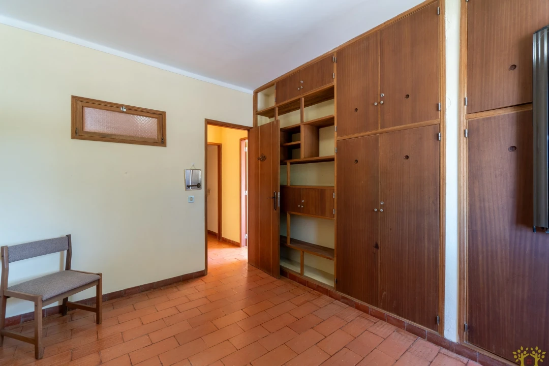 Moradia T5 para Venda em Porches Foto 32