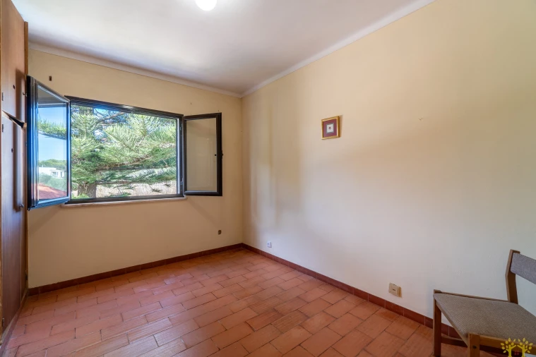 Moradia T5 para Venda em Porches Foto 31