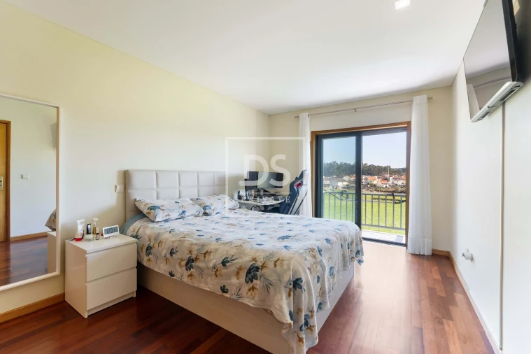 Apartamento T3 para Venda em Arvore Foto 17