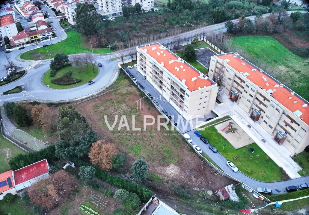 Terreno para Venda em Valongo Foto 2