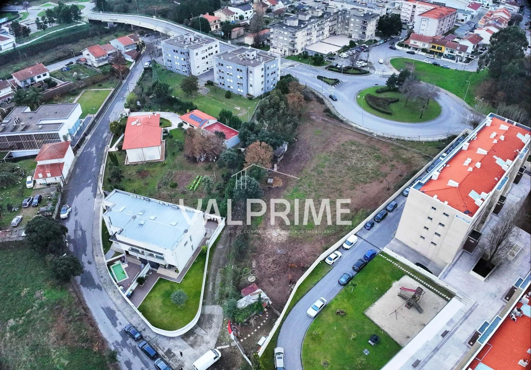 Terreno para Venda em Valongo Foto 12
