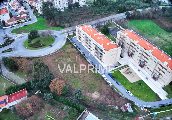 Terreno para Venda em Valongo Foto 2