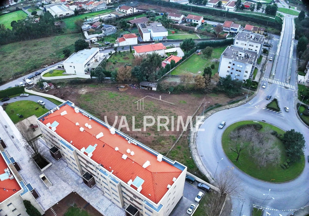 Terreno para Venda em Valongo Foto 3