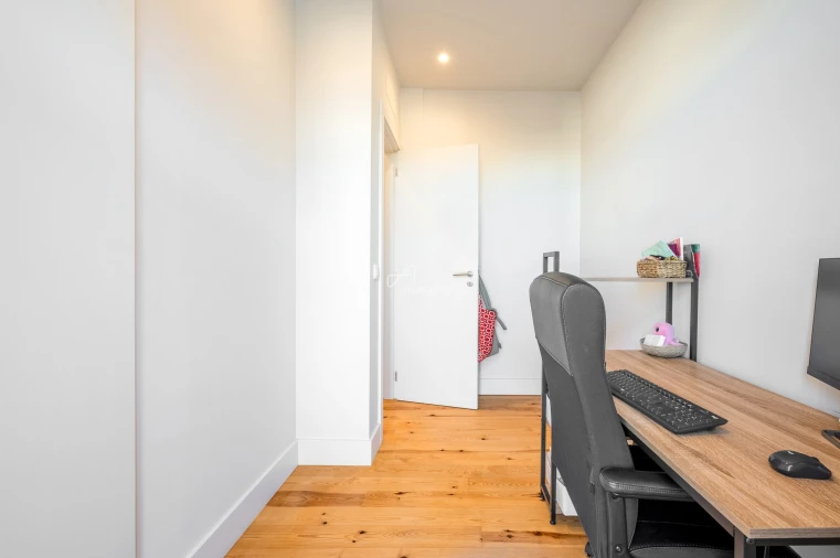 Apartamento T3 para Venda em São Vicente Foto 27