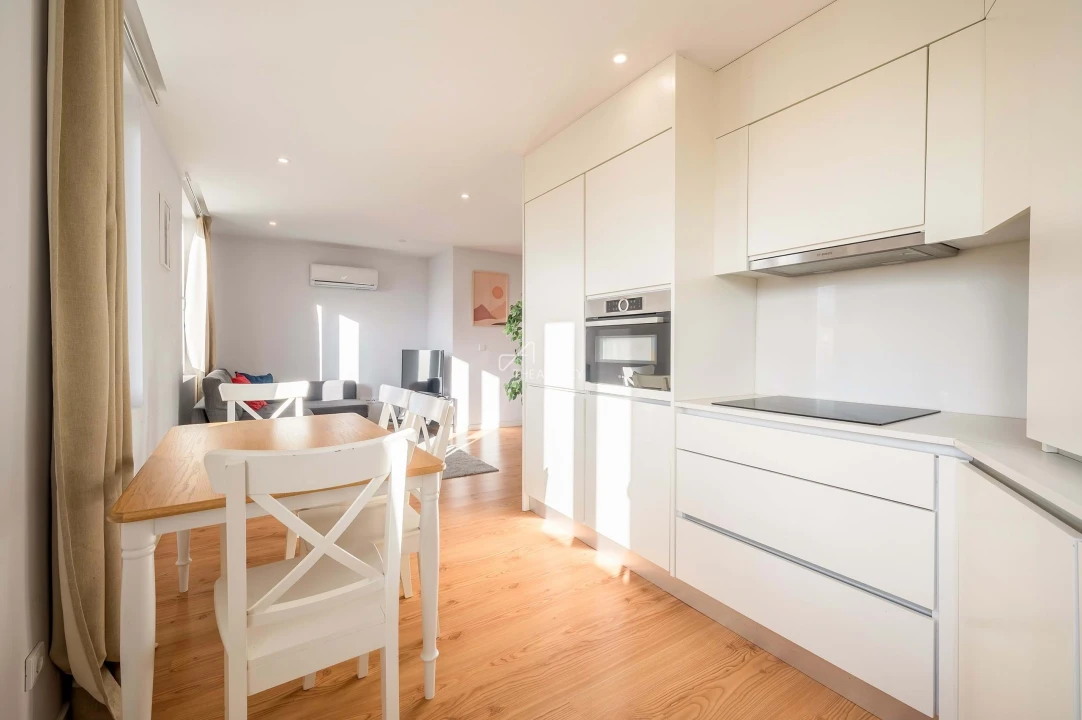 Apartamento T2 para Venda em Arroios Foto 7