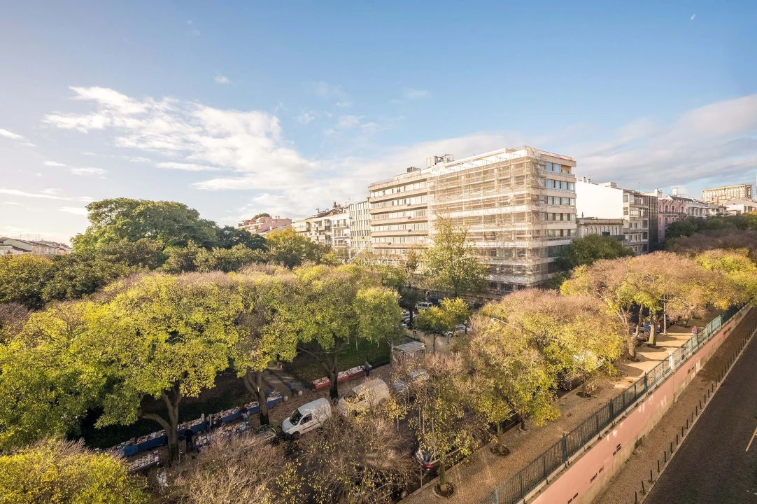 Apartamento T2 para Venda em Arroios Foto 8