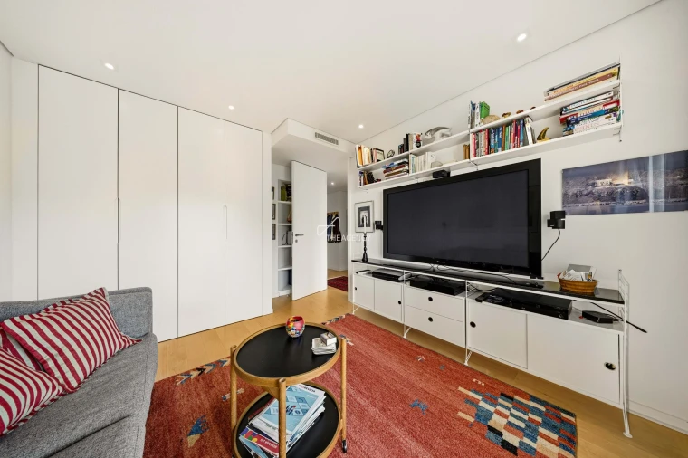 Apartamento T4 para Venda em Cascais e Estoril Foto 15