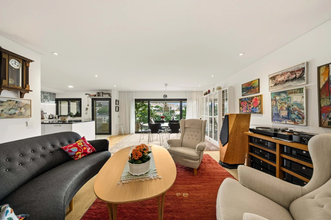 Apartamento T4 para Venda em Cascais e Estoril Foto 1