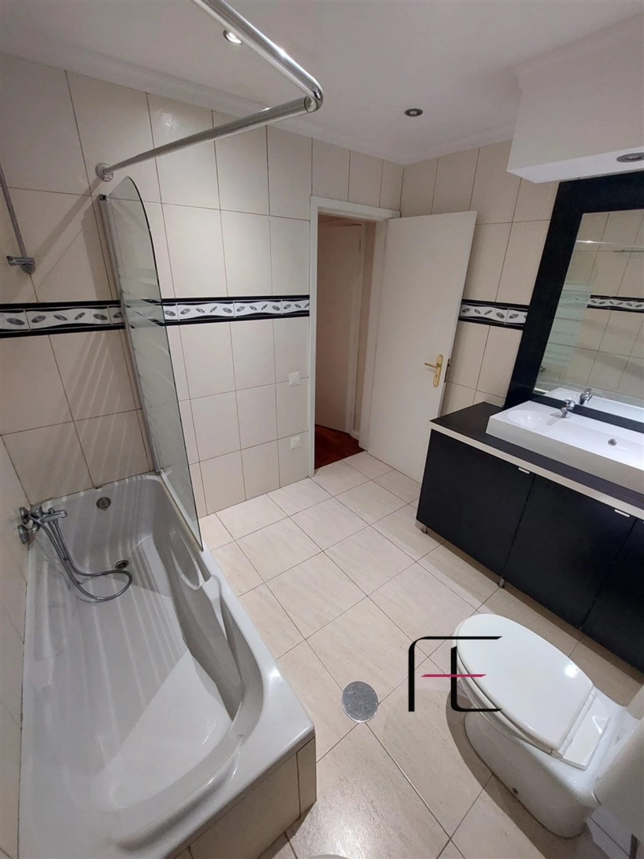 Apartamento T2 para Venda em Valongo Foto 4