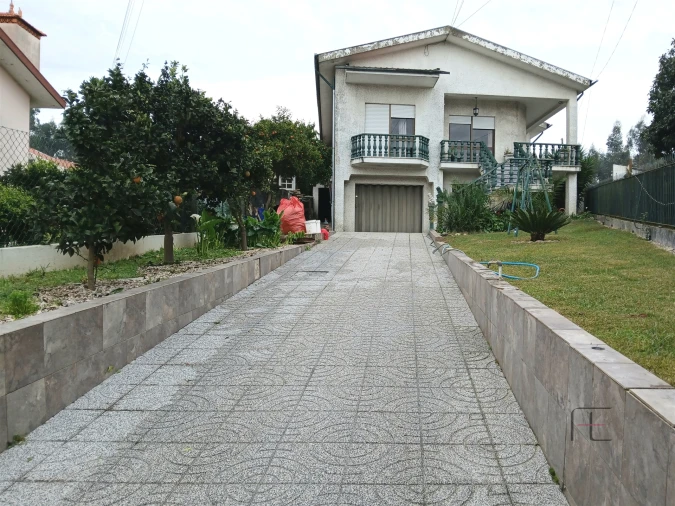 Moradia T3 para Venda em Lourosa