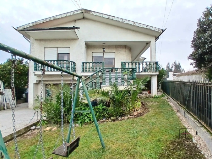 Moradia T3 para Venda em Lourosa Foto 2